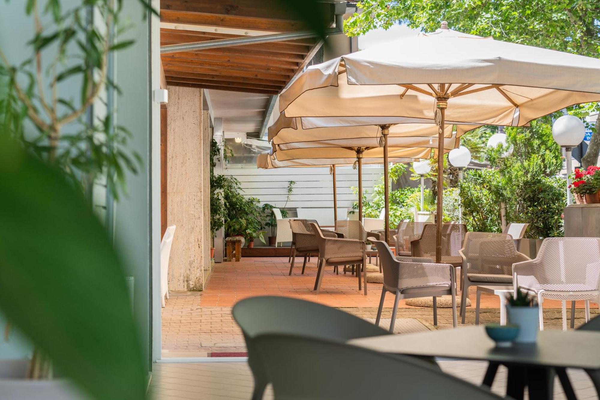 Hotel Ondina E Milazzo Cervia Eksteriør bilde