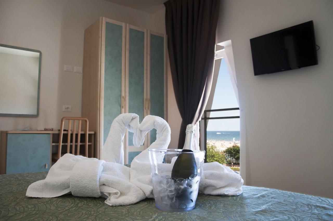Hotel Ondina E Milazzo Cervia Eksteriør bilde